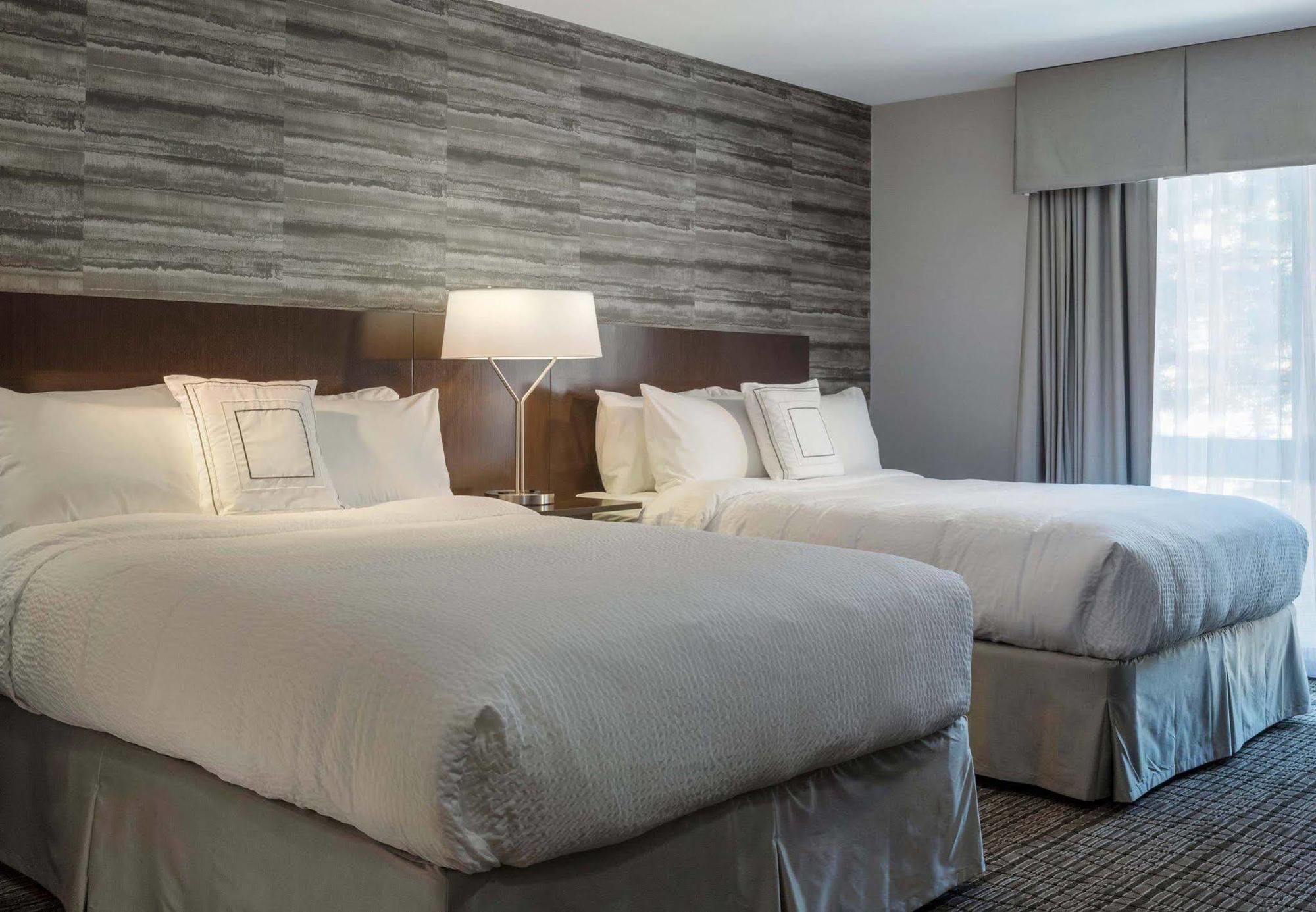 Fairfield By Marriott Waterbury Stowe Exterior foto